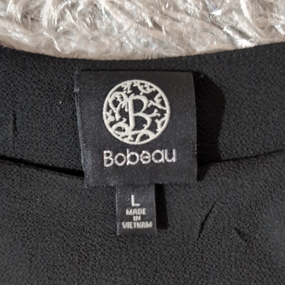 Black Ruffled Flutter Sleeve Crop Blouse - Picture 2 of 3